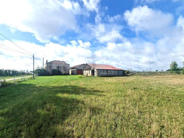 Moissac — Maison/ferme de 230 m² sur 1,9 ha, dépendances et potentiel équestre/agricole