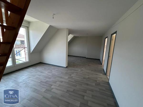 Appartement à louer 3 pièces 49.67m² Beauvais (60000)