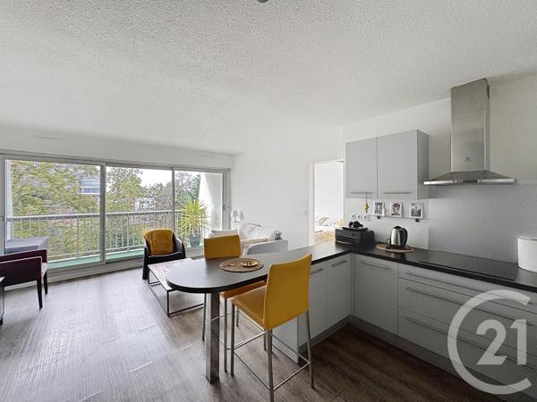 Appartement F2 à vendre  2 pièces - 39,80 m 2   BORDEAUX  - 33
