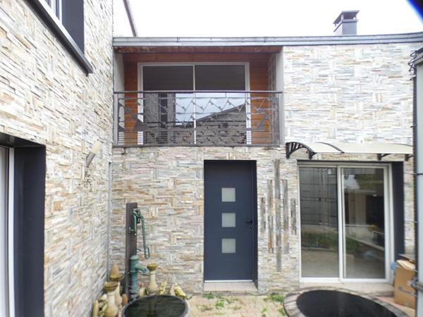 Maison Brive La Gaillarde, secteur campus universitaire, 3 chambres et grand garage