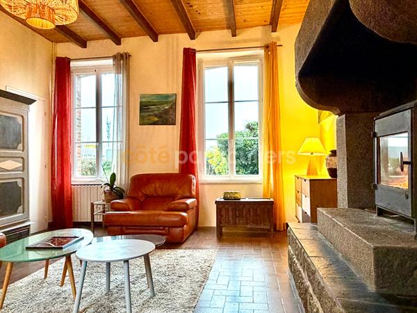 Vente Maison130 m² - 6 Pièces - COUTANCES (50200)