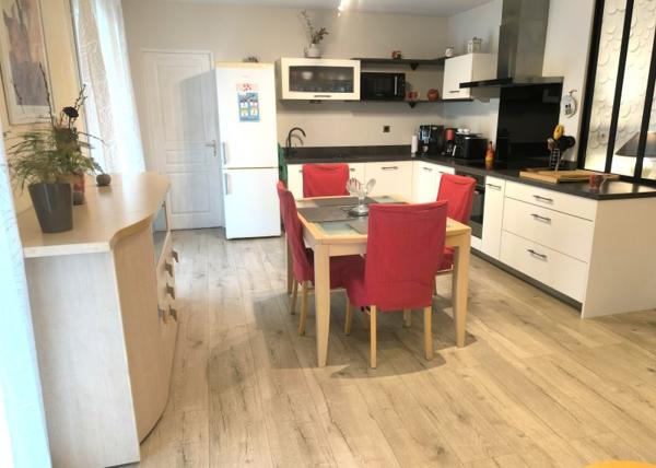 Vente / Maison et grand terrain