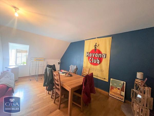Appartement à louer 3 pièces 80m²
