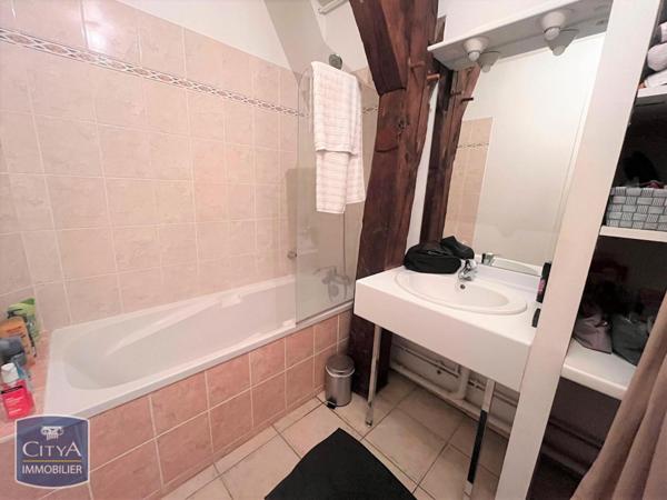 Appartement à louer 3 pièces 80m²