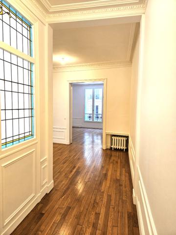 Location appartement près de PARIS - 5 pièce(s) - 136 m² - 4 550 €/mois