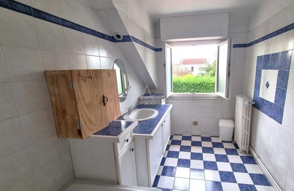 A  DECOUVRIR SANS ATTENDRE MAISON FAMILIALE A OLORON SAINTE MARIE