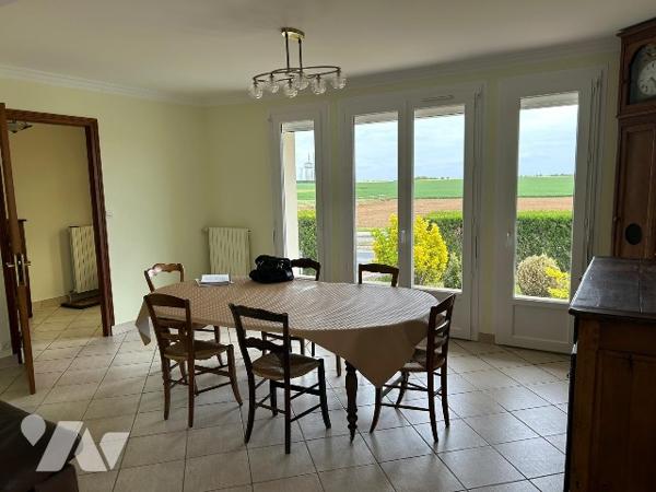ORGERES EN BEAUCE Pavillon avec beaux volumes et 4 chambres