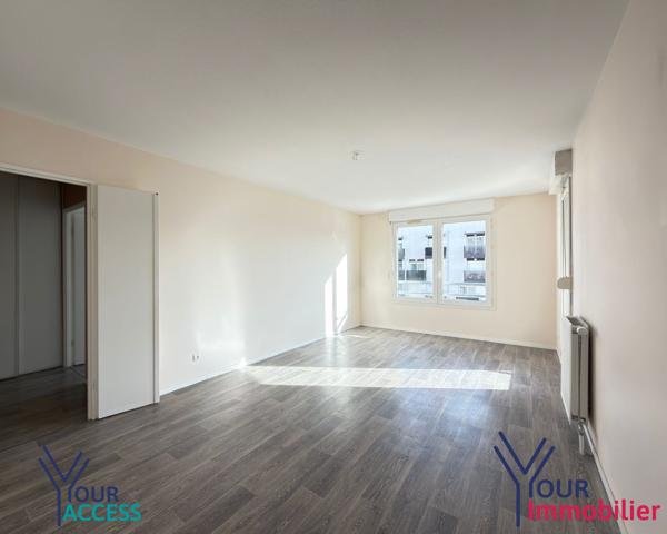 Appartement à vendre, 3 pièces - Bron 69500