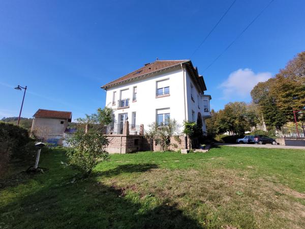 Maison à PROVENCHERES-ET-COLROY, 88490 - 11 pièces 266m²
