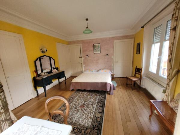 Maison à PROVENCHERES-ET-COLROY, 88490 - 11 pièces 266m²