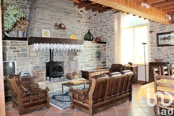 Maison rustique 10 pièces de 175 m² à Cléguérec (56480)
