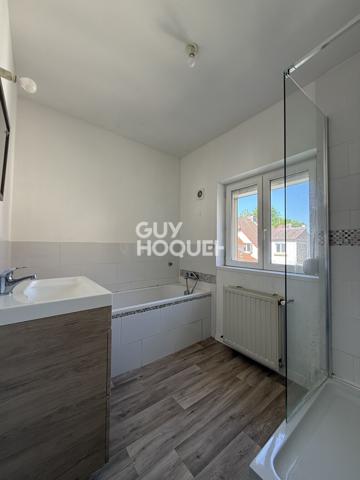 MAISON D'ENVIRON 70M² AVEC COUR