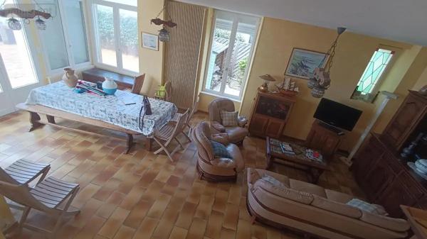 Achat - Maison Jullouville 50610 7 pièces 146 m 2 564 m 2