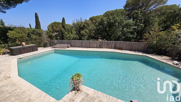 Maison 7 pièces de 270 m² à Grimaud (83310)