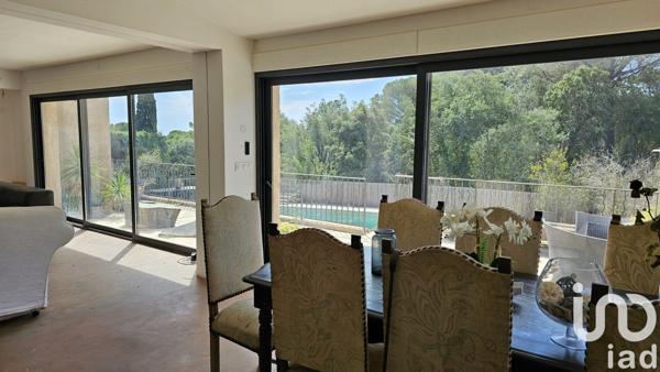 Maison 7 pièces de 270 m² à Grimaud (83310)