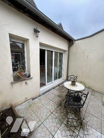 maison de ville avec jardin et garage