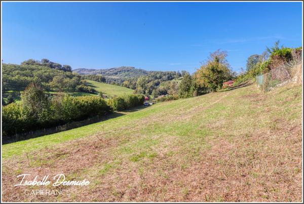 A SAINT PAUL D'IZEAUX (38) - À vendre, terrain exceptionnel de 2 595 m², hors lotissement