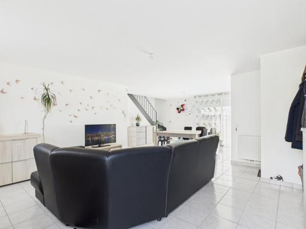 Maison à HOMBLEUX (80400)