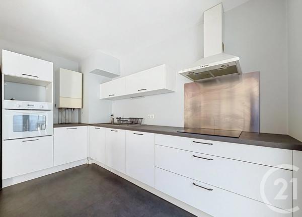 Appartement F4 à vendre  4 pièces - 69 m 2   CLERMONT FERRAND  - 63