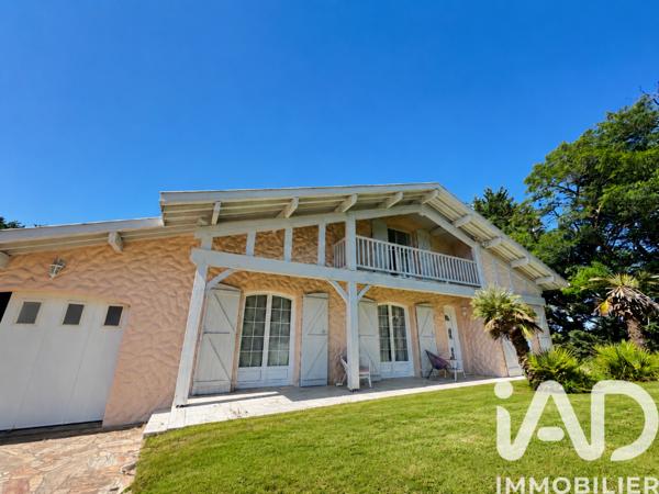 Maison à vendre 5 pièces 137 m² Saint-Martin-de-Seignanx