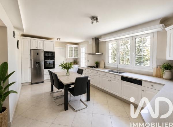 Maison à vendre 5 pièces 137 m² Saint-Martin-de-Seignanx
