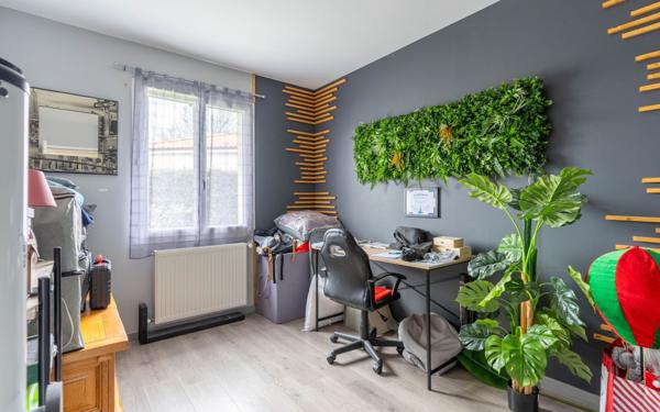 Maison à vendre    5 pièces •  Parentis-en-Born