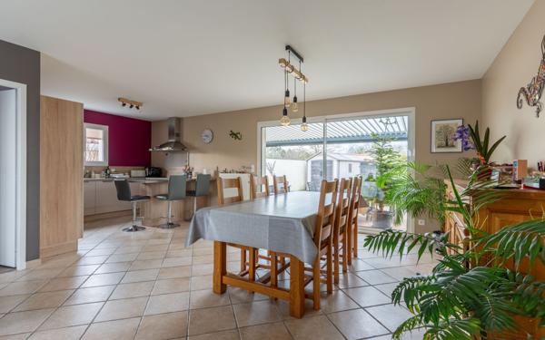 Maison à vendre    5 pièces •  Parentis-en-Born