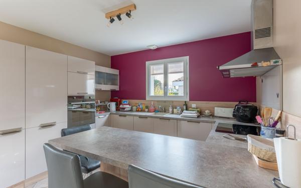 Maison à vendre    5 pièces •  Parentis-en-Born