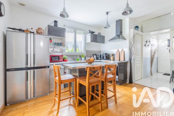 Maison à vendre 5 pièces 72 m² Savigny-sur-Orge