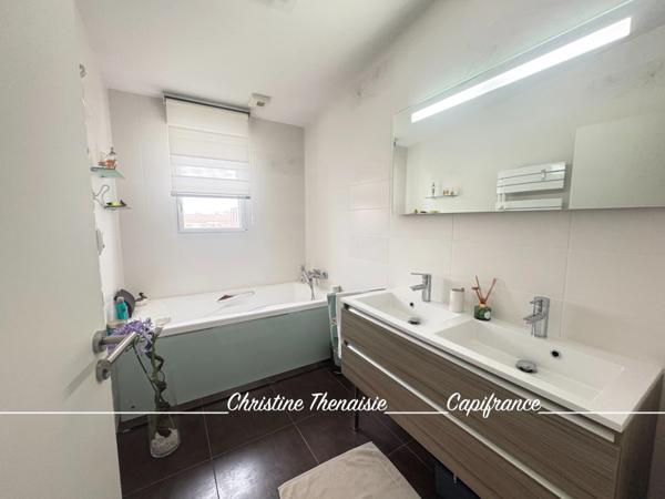 Maison contemporaine Beaux volumes - 5 chambres - Pergola - Garage SAINT GILLES CROIX DE VIE (85)