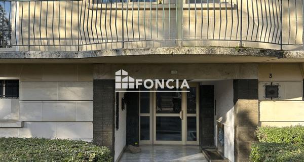 À vendre Appartement 2 pièces 63.76 m² - Le Plessis-robinson 92350