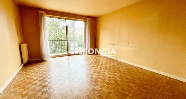 À vendre Appartement 2 pièces 63.76 m² - Le Plessis-robinson 92350