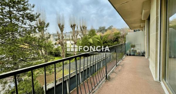 À vendre Appartement 2 pièces 63.76 m² - Le Plessis-robinson 92350