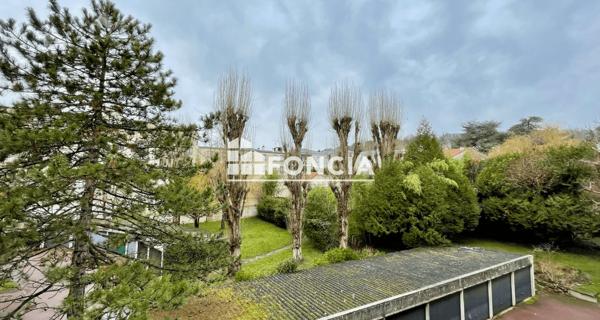 À vendre Appartement 2 pièces 63.76 m² - Le Plessis-robinson 92350