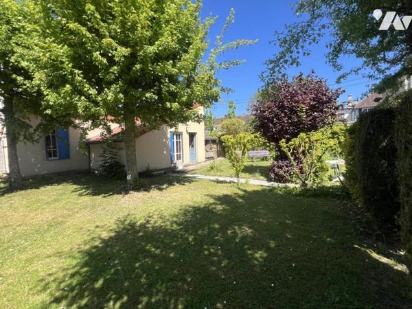 CAEN - Rive gauche - VENOIX - Maison 1930 - 5 chambres - Terrain 640 m2 - Garage.