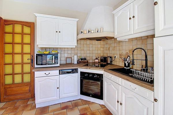 A VENDRE en exclusivité ! Draguignan Maison proche des commodités 2 chambres Terrain 675 m²