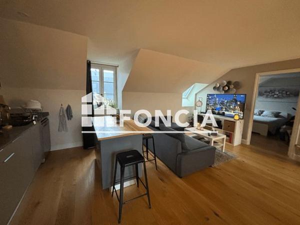 Location Appartement 2 pièces 44.82 m² - 20 TER RUE ROUGET DE L'ISLE Tours 37000