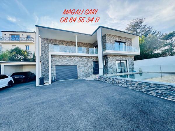 Villa Ales 7 pièce(s) 150 m2