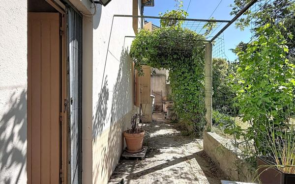 Maison à vendre    6 pièces •  Avignon