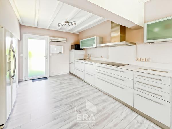 BLANQUEFORT Centre-ville - Maison de 115m² de plain-pied - Garage, jardin, calme - Proche TRAM E
