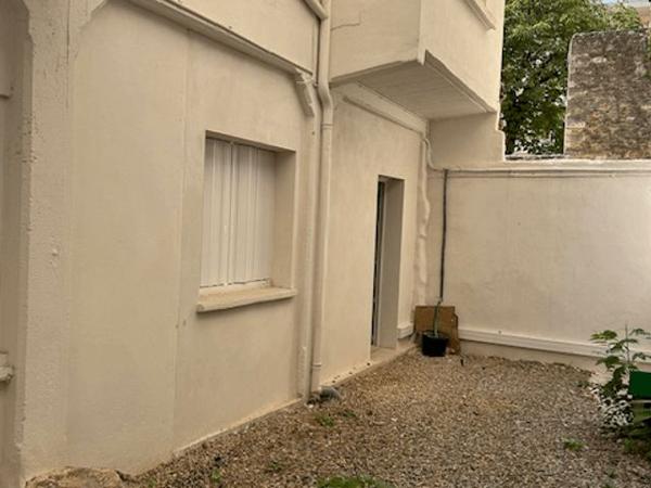 Location Local commercial 7 pièces 207 m² - 13 RUE ERNEST MICHEL Montpellier 34000