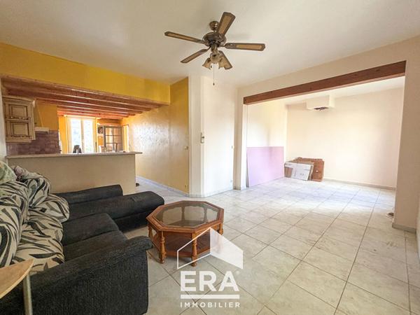 Maison de 115 m²  sur un terrain de 1246 m² à Blaye-les-Mines.