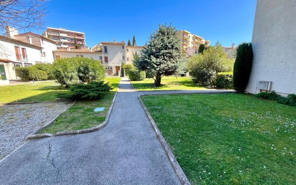 Appartement à vendre    4 pièces • 78,23 m2 Le Cannet