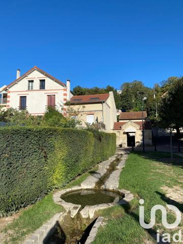 Studio 1 pièce de 34 m² à Carrières-sur-Seine (78420)