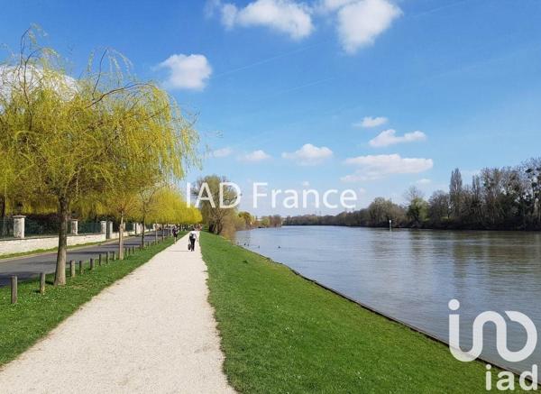 Studio 1 pièce de 34 m² à Carrières-sur-Seine (78420)