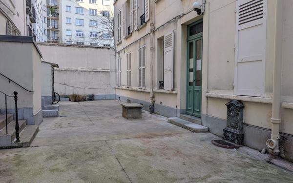 Appartement à vendre    2 pièces • 34,45 m2 Paris 15