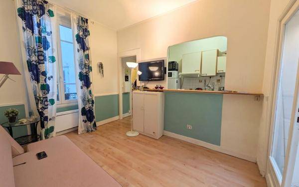 Appartement à vendre    2 pièces • 34,45 m2 Paris 15