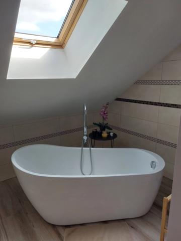 EPERSY, magnifique maison contemporaine, 4 pièces 121 m² env, sur terrain de 745 m²