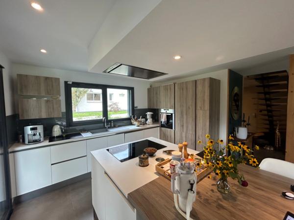 EPERSY, magnifique maison contemporaine, 4 pièces 121 m² env, sur terrain de 745 m²