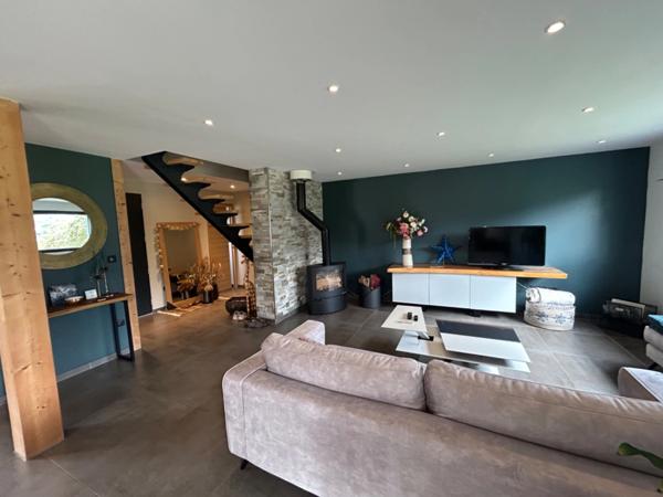 EPERSY, magnifique maison contemporaine, 4 pièces 121 m² env, sur terrain de 745 m²